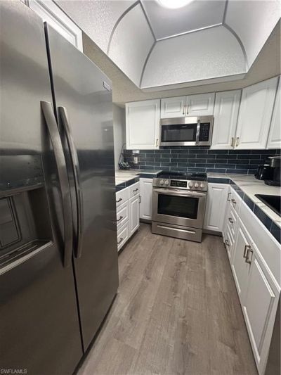 5479 Peppertree Dr, Unit E13, Fort Myers, FL 33908 Photo