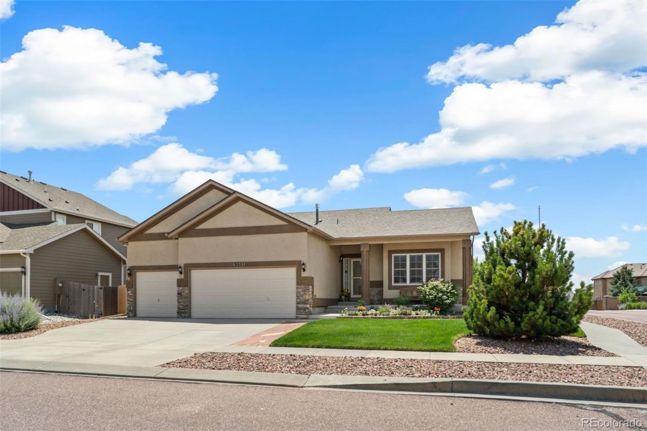 9005 Canary, Colorado Springs, CO 80908 Main Photo