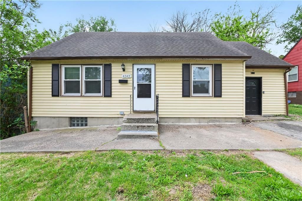 4342 Lister Avenue, Kansas City, MO 64130 Main Photo