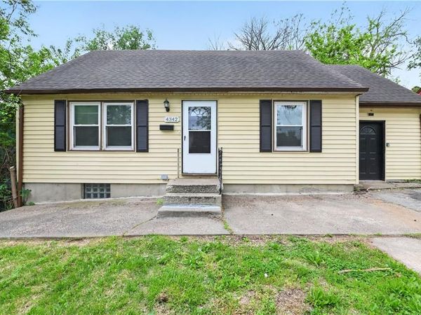 4342 LISTER Avenue, Kansas City, MO 64130
