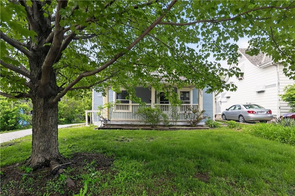 1522 W Walnut Street, Independence, MO 64050 Main Photo