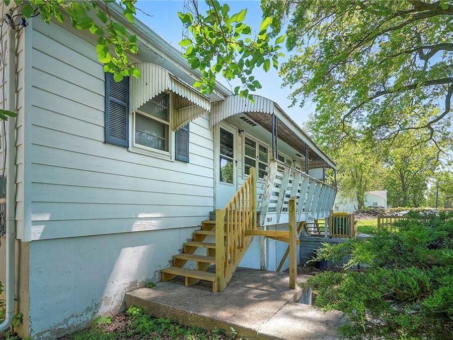 Property Image 4