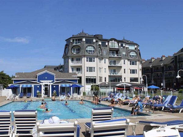 790 Front Street, Unit 3, Bay Harbor, MI 49770
