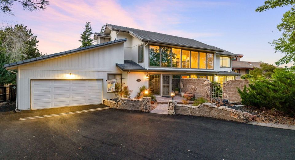 2565 Sagittarius Drive, Reno, NV 89509 Photo