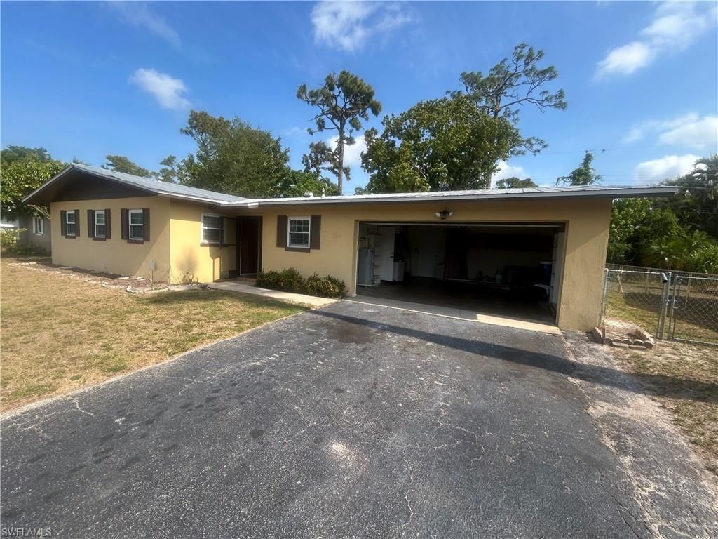 5 Broadway Cir , Fort Myers, FL 33901 Photo