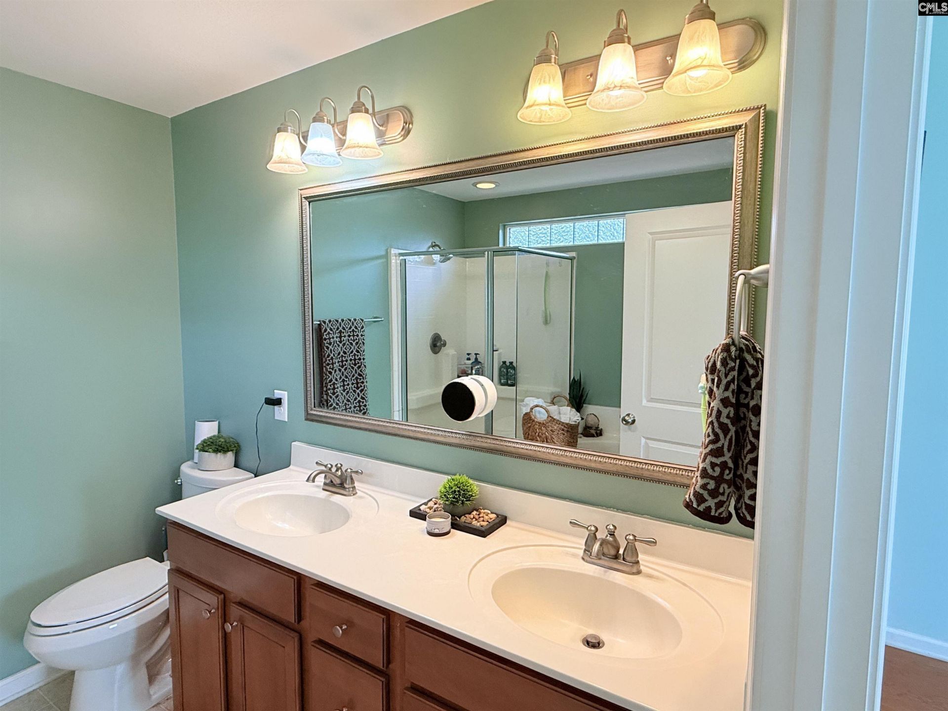 499 Glacier Way Photo 22