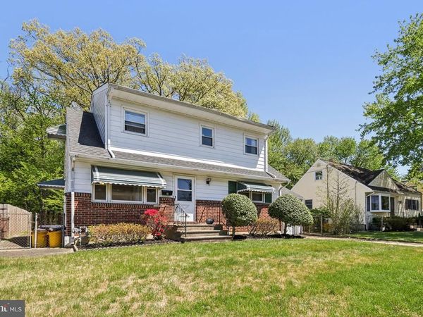 61 WICKOM AVENUE, HAMILTON, NJ 08690