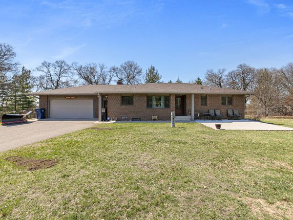 21453 165th Avenue , Little Falls, MN 56345