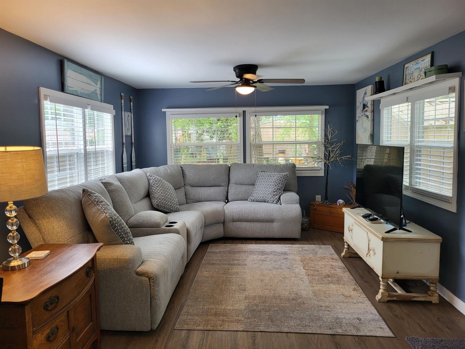 428 East Surfwind Dr. Photo 4