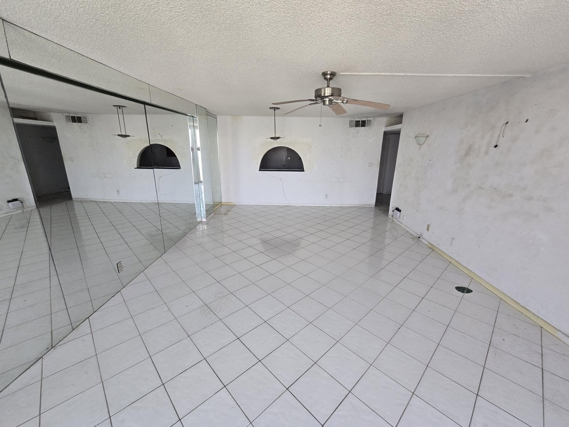 1147 Hillsboro Mile Hillsboro Mile, Unit 1005, Hillsboro Beach, FL 33062 Photo