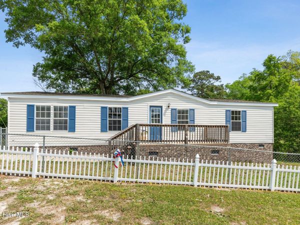 2807 Cross Bones Road SW, Supply, NC 28462
