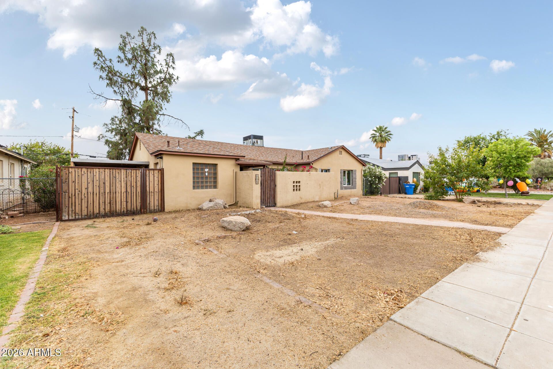 1423 E Coronado Road, Phoenix, AZ 85006 Main Photo