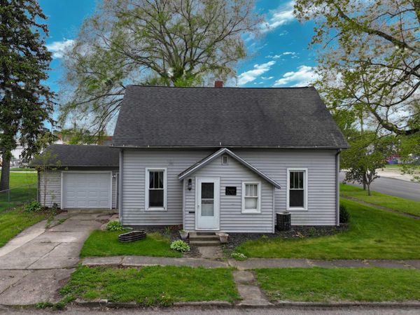 121 W Spring Street, Winamac, IN 46996