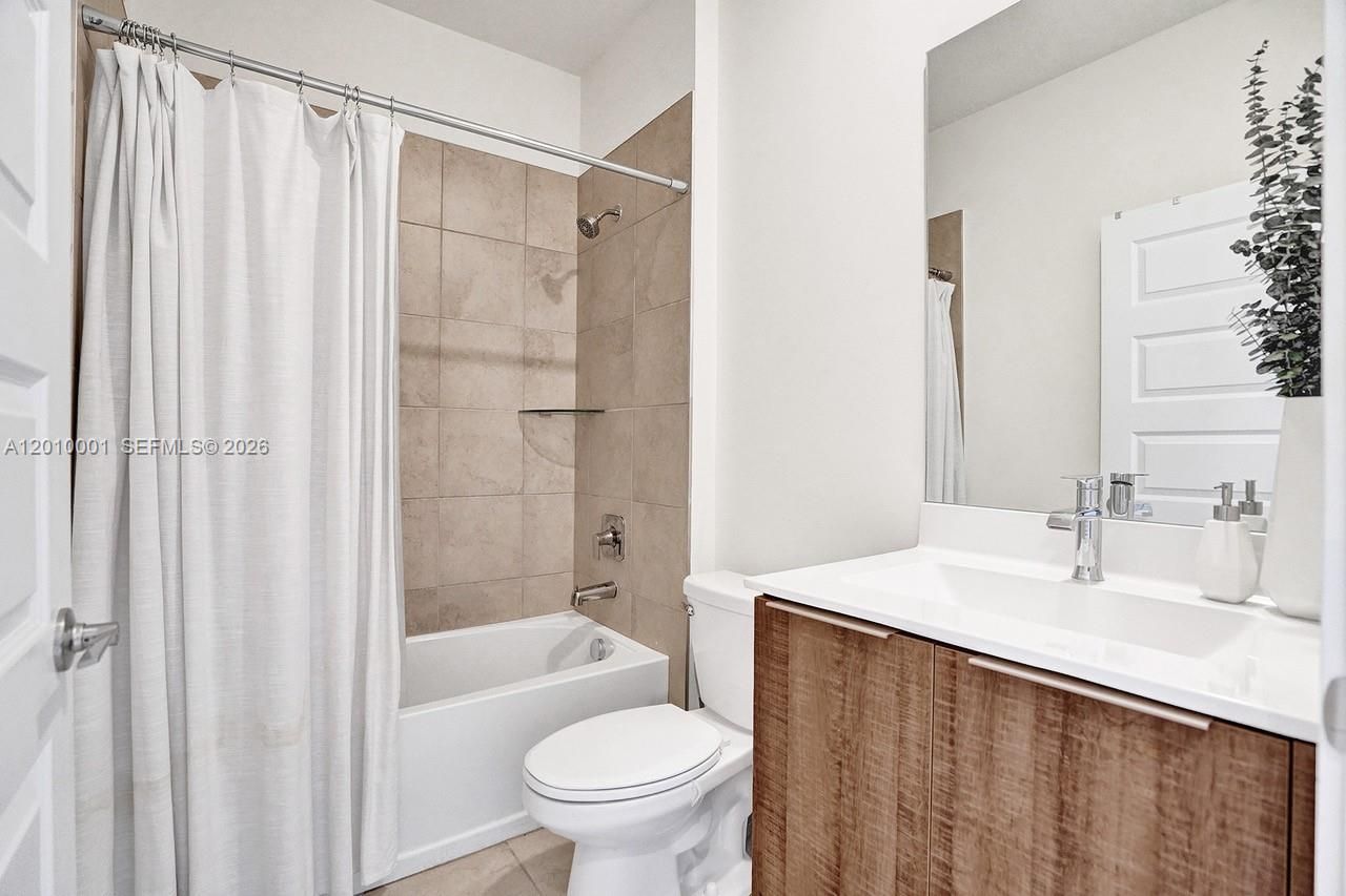 4725 NW 85th Ave, Unit 38, Doral, FL 33166 Photo