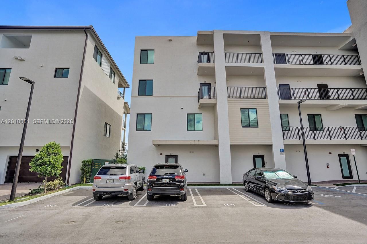 4725 NW 85th Ave, Unit 38, Doral, FL 33166 Photo