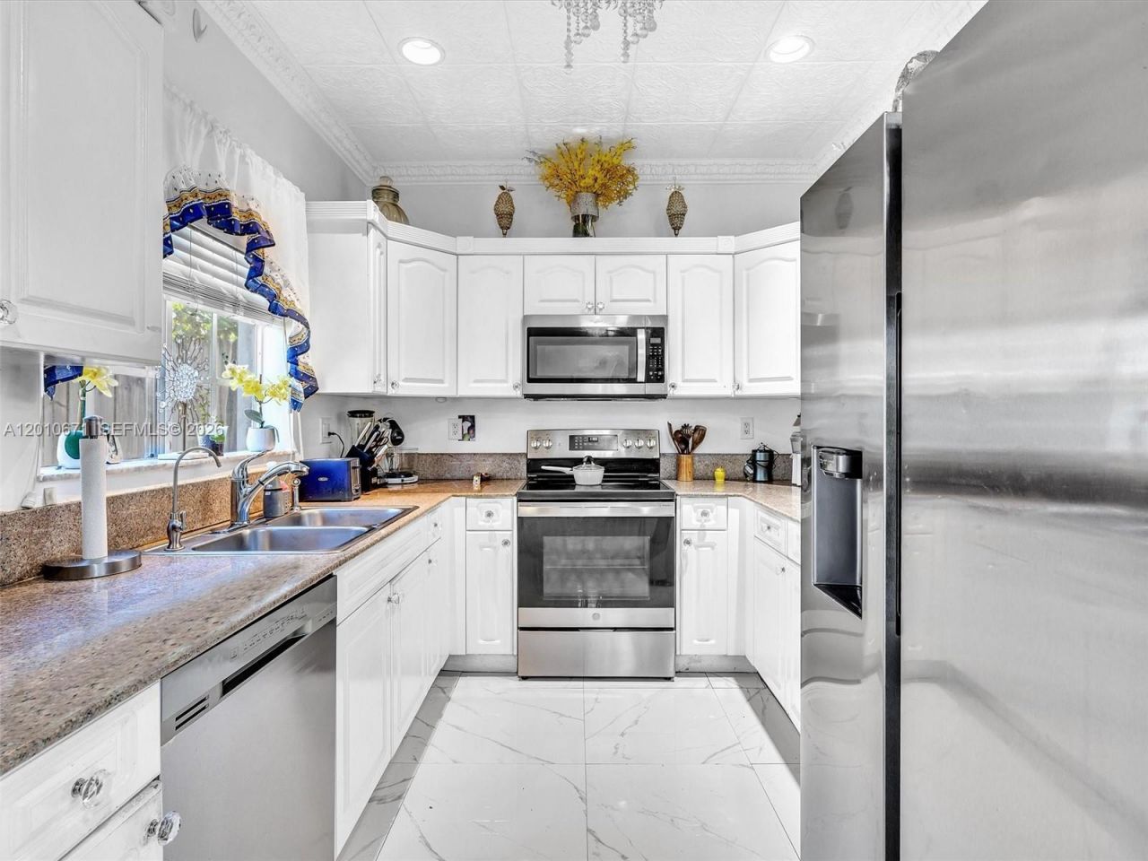 7659 N Stonecreek Cir , Davie, FL 33024 Photo