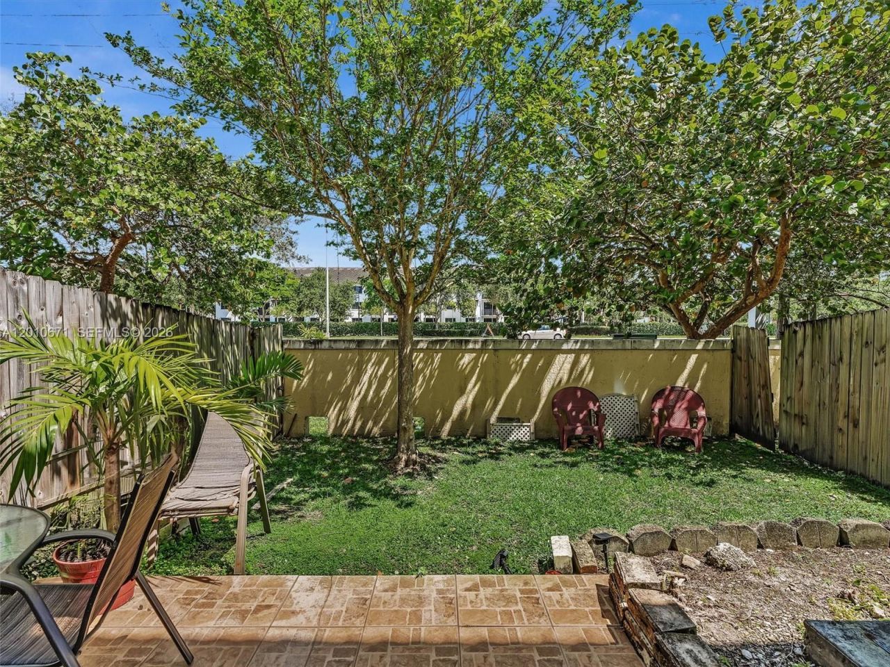 7659 N Stonecreek Cir , Davie, FL 33024 Photo
