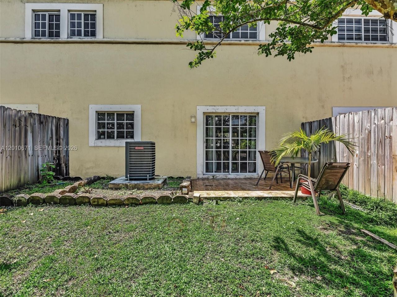 7659 N Stonecreek Cir , Davie, FL 33024 Photo