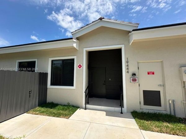 19444 SW 125th AVE, South Miami, FL 33177