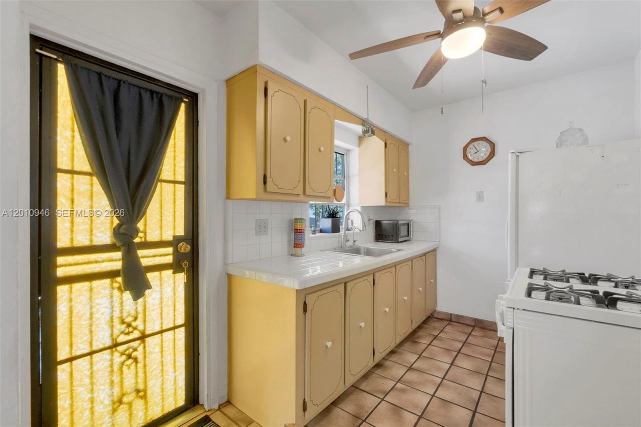 167 W 34th St, Hialeah, FL 33012 Photo