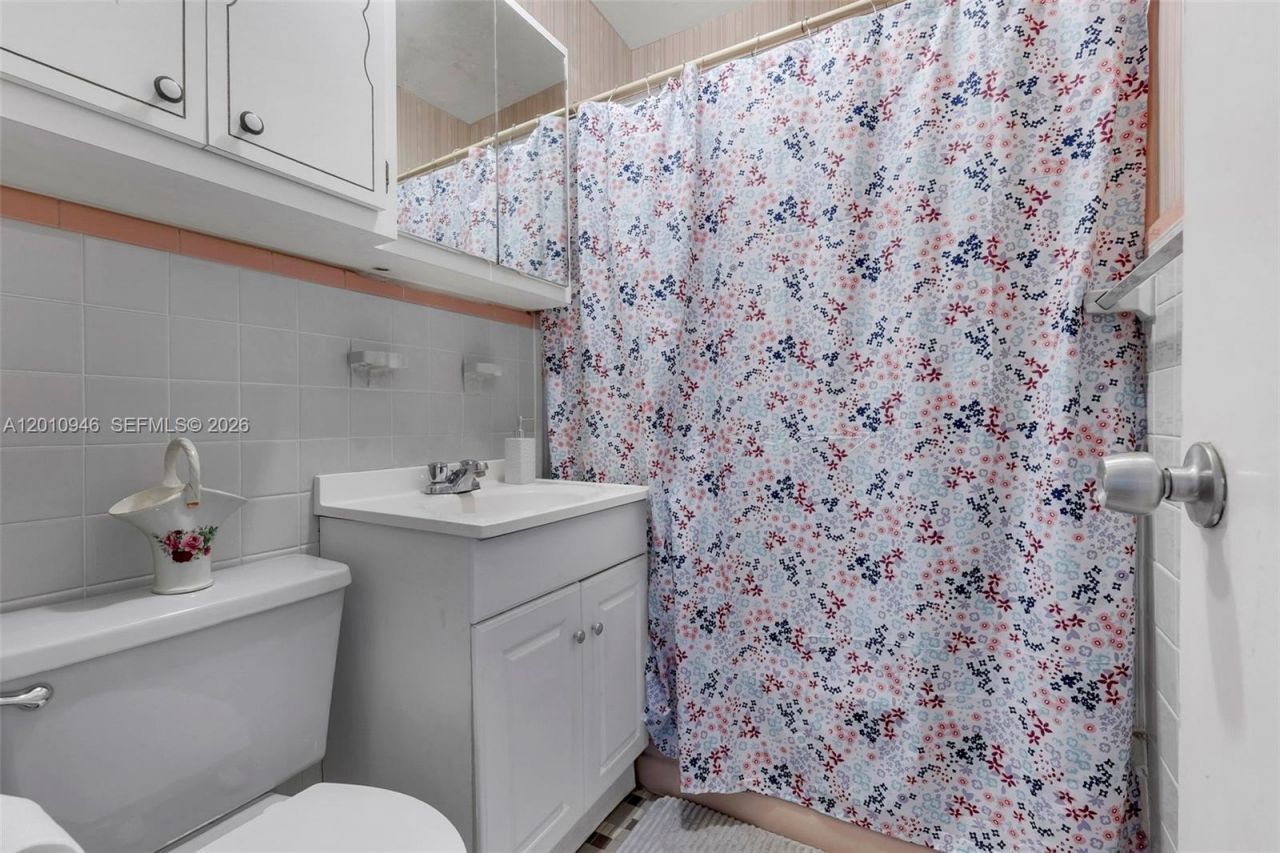 167 W 34th St, Hialeah, FL 33012 Photo