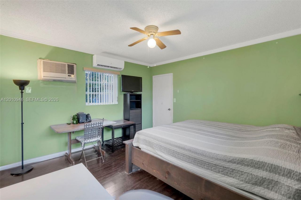 167 W 34th St, Hialeah, FL 33012 Photo