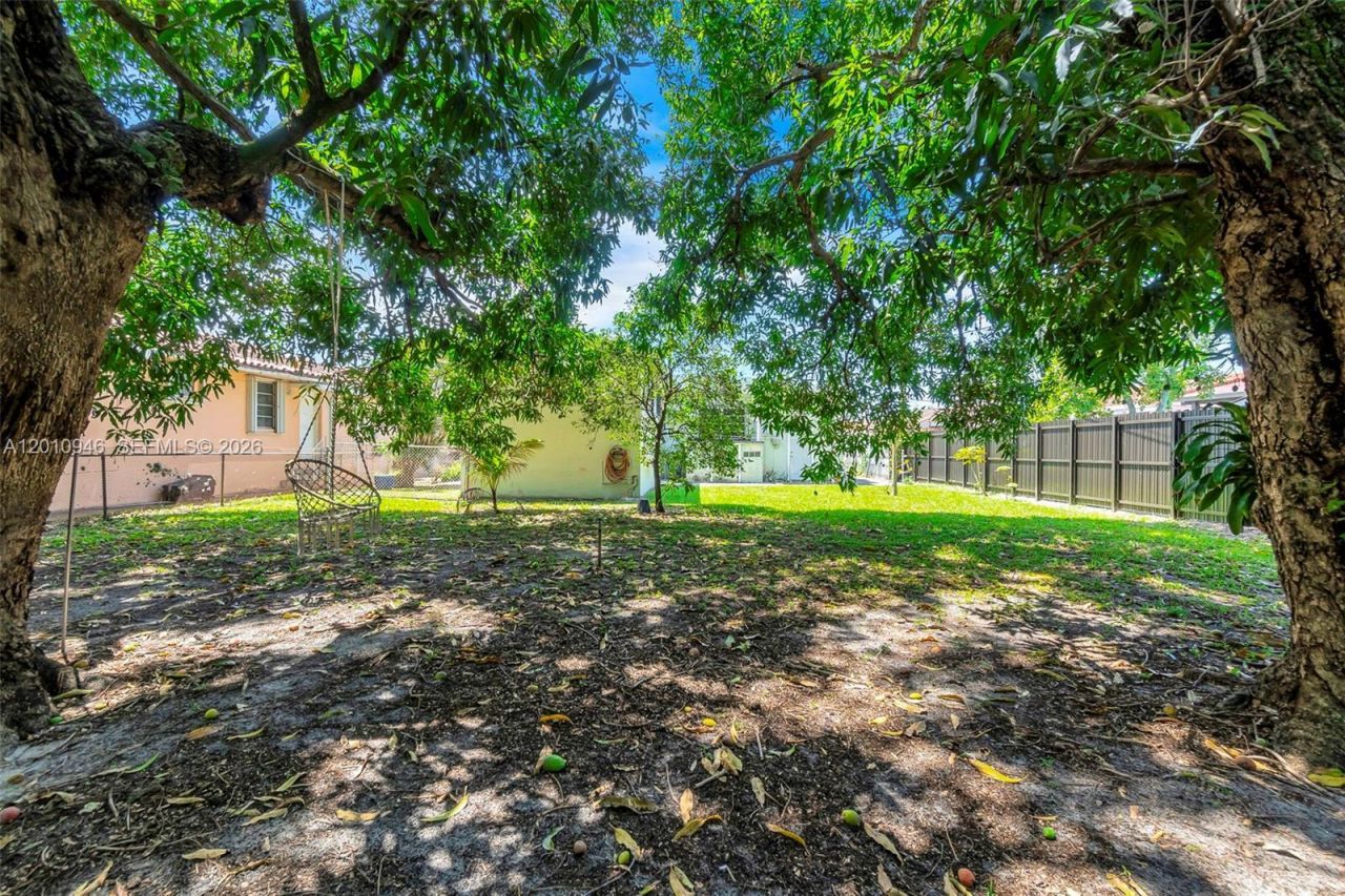 167 W 34th St, Hialeah, FL 33012 Photo
