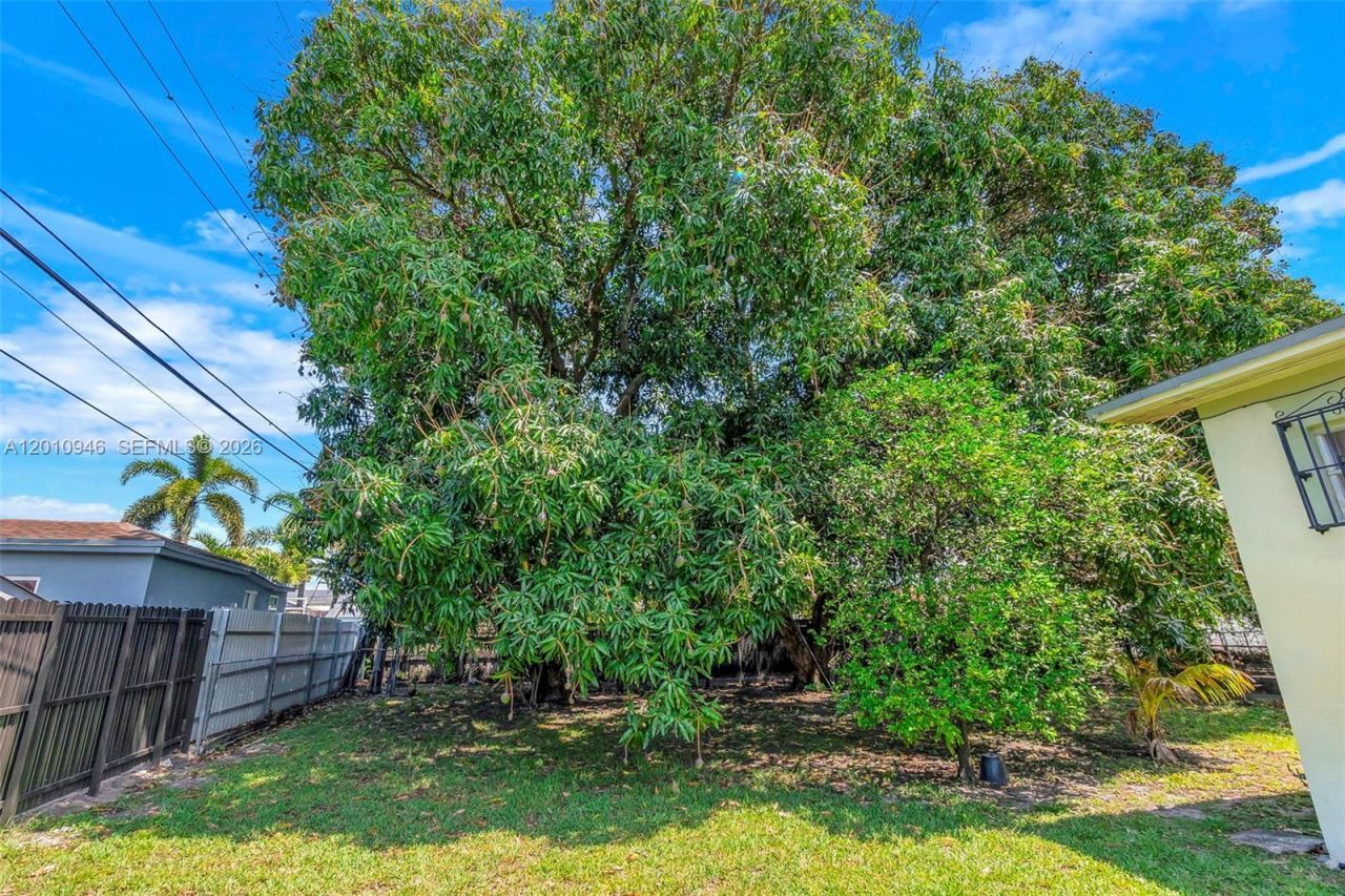 167 W 34th St, Hialeah, FL 33012 Photo