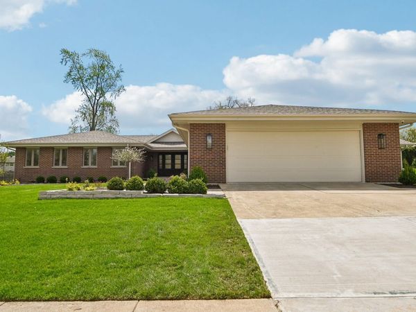 9019 W Sierra Lane , Palos Hills, IL 60465