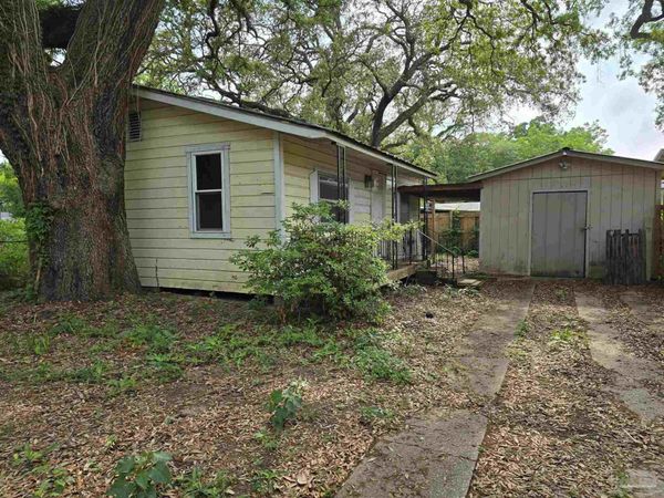 619 1/2 N X St, Pensacola, FL 32505