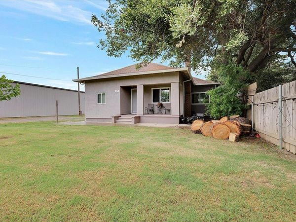 699 SE Stewart Rd, Yuba City, CA 95991