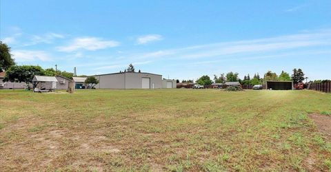 699 SE Stewart Rd, Yuba City, CA 95991 Photo