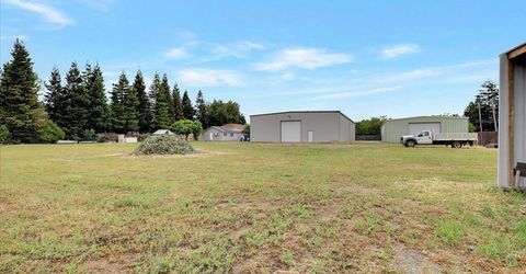699 SE Stewart Rd, Yuba City, CA 95991 Photo