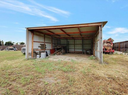 699 SE Stewart Rd, Yuba City, CA 95991 Photo