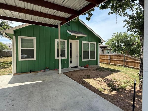 2415 Ridgeview DR, Kingsland, TX 78639