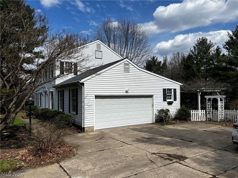 7671 Salem Drive, Hudson, OH 44236 Photo 4