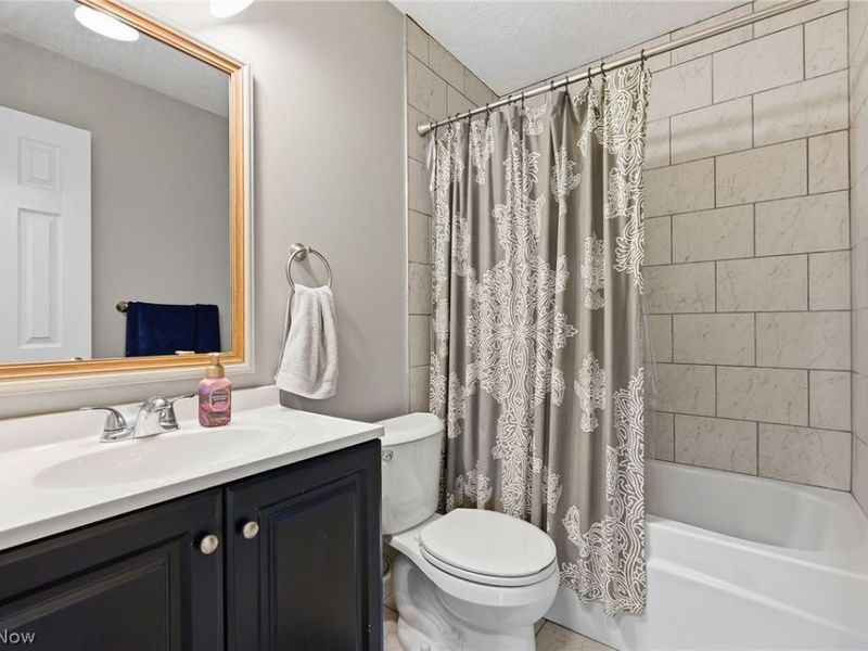 396 E 319 Street, Willowick, OH 44095 Photo 7