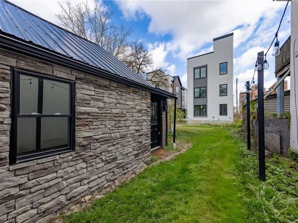 2499 Professor Avenue, Unit 2, Cleveland, OH 44113