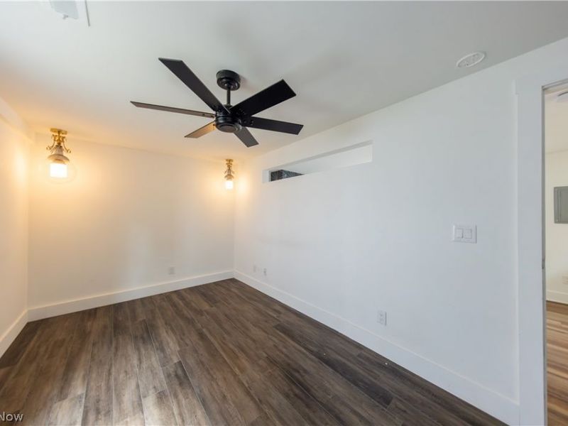 2499 Professor Avenue, Unit 2, Cleveland, OH 44113 Photo 17