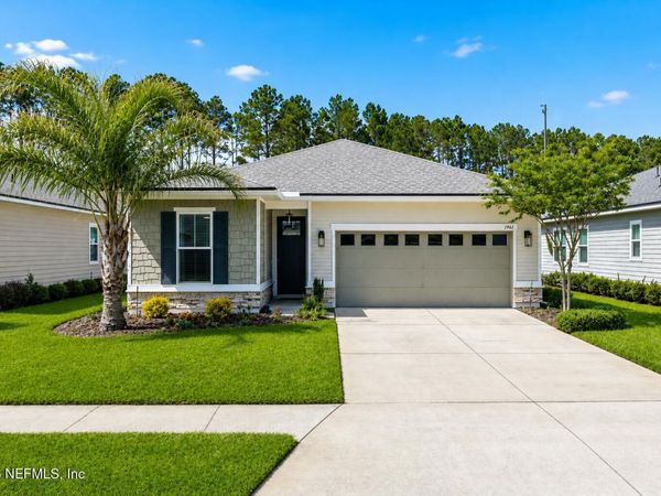 1961 AMBERLY Drive, Middleburg, FL 32068