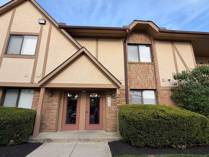 2283 Hedgerow Road , Unit 2283G, Columbus, OH 43220 Photo 1