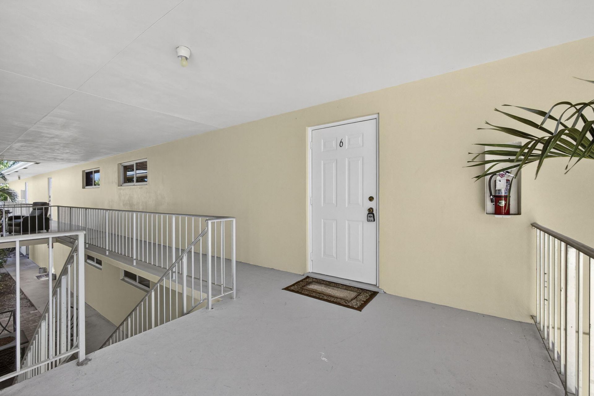 727 Hummingbird Way, Unit 6, North Palm Beach, FL 33408 Photo