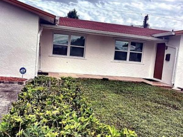 1630 NW 52nd Avenue, Lauderhill, FL 33313