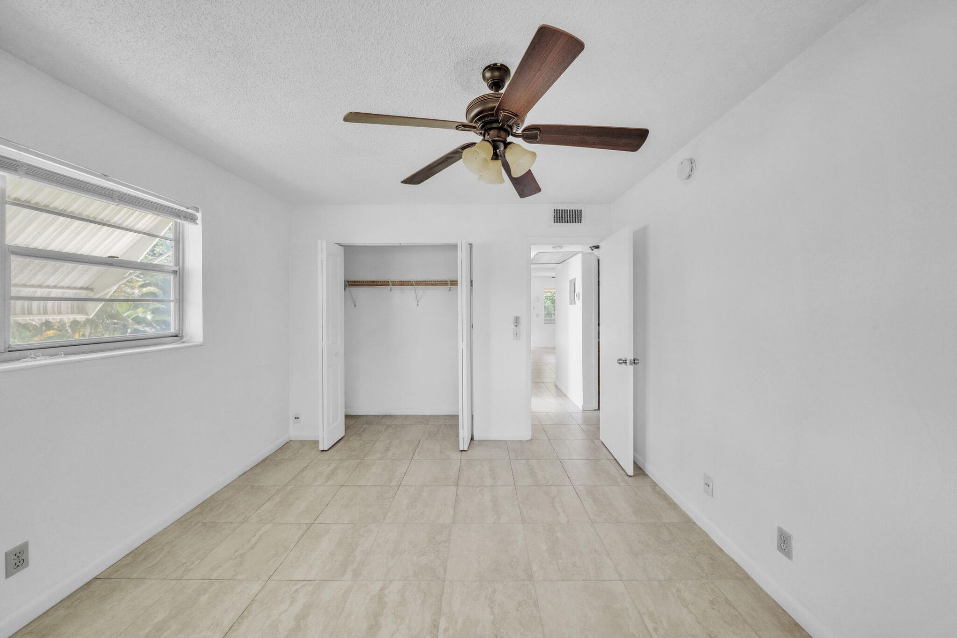 89 Canterbury D, West Palm Beach, FL 33417 Photo