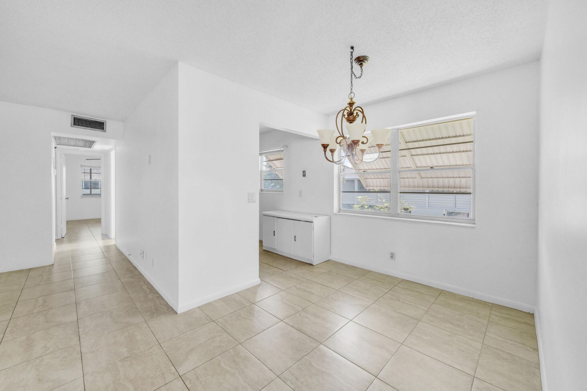 89 Canterbury D, West Palm Beach, FL 33417 Photo