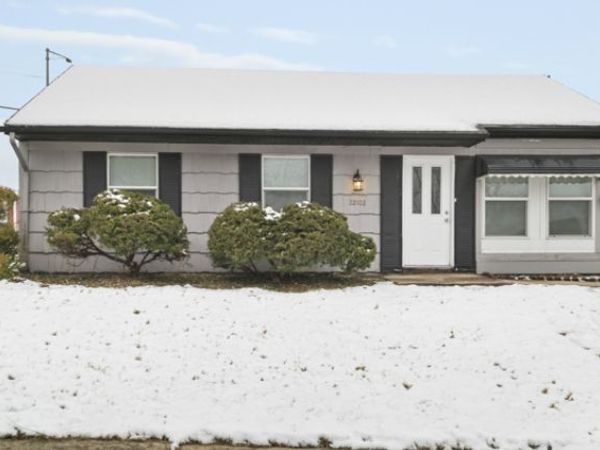 22102 Hawthorne Way , Richton Park, IL 60471