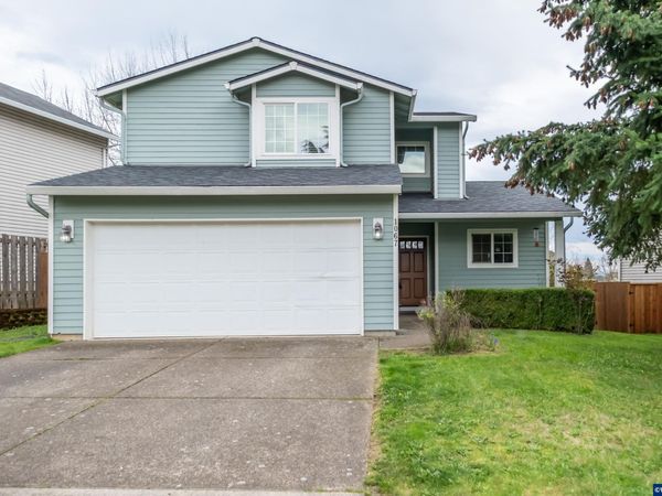 1067 SW Falcon Crest Dr, Dundee, OR 97115