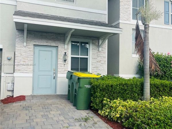 1766 SE 7th Ter , Homestead, FL 33034