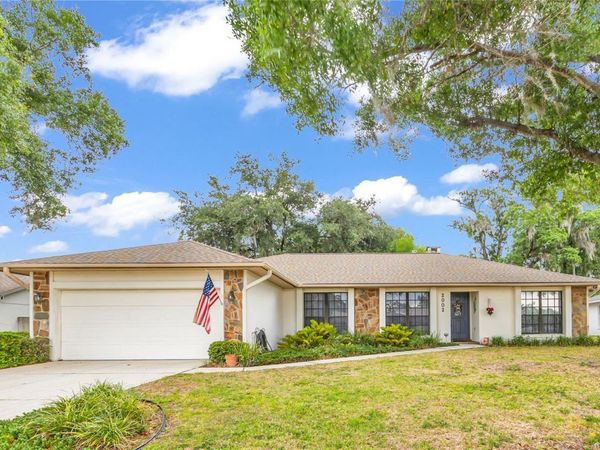 2002 E TIMBERLANE DRIVE, PLANT CITY, FL 33563