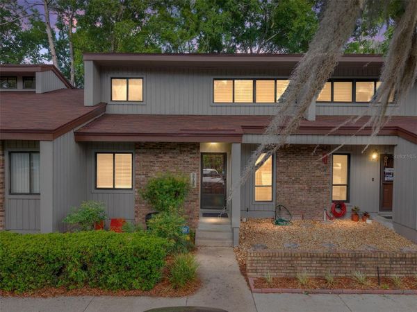 2738 NW 39TH DRIVE , GAINESVILLE, FL 32606